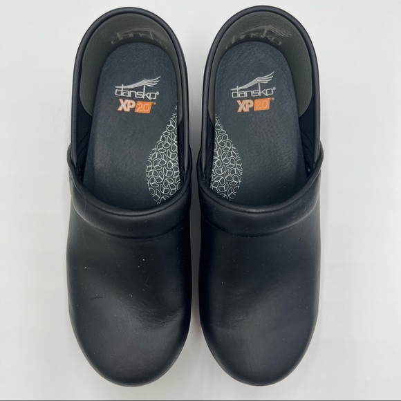 I’ve never worn! Dansko Professional XP 2.0 Clogs Matte Black Size 38 - Picture 5 of 13